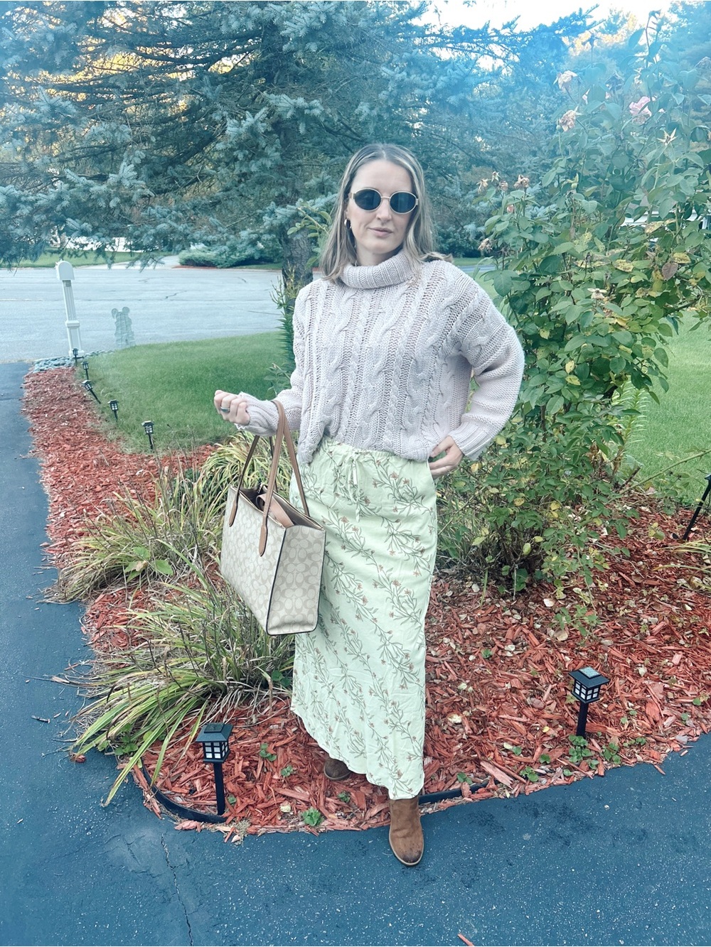 Sage floral Skirt - NWT